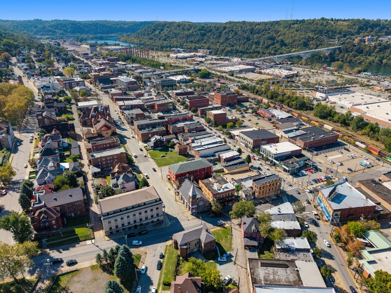 More Photos Of 815 McClure St, Munhall Apartments For Sale