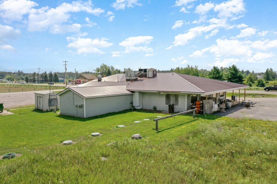 More Photos Of 7467 E Houghton Lake Rd, Merritt Restaurant For Sale