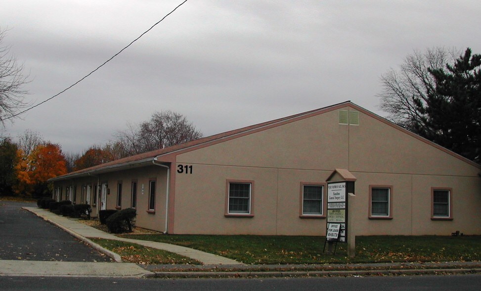 More Photos Of 311 White Horse Ave, Hamilton Medical For Lease