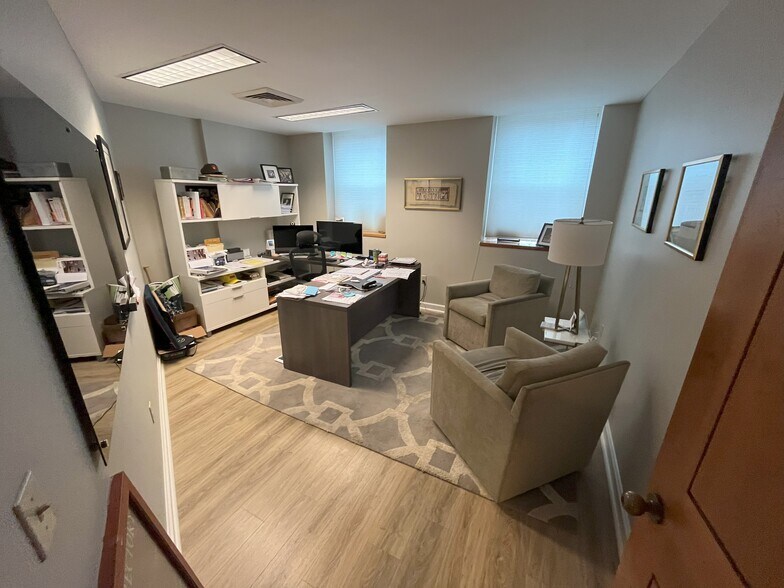 More Photos Of 100 Silver St, Portland Office For Lease