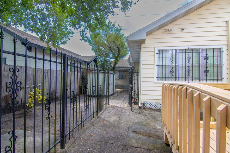 More Photos Of 309 W Martin Luther King Jr Blvd, Tampa Medical For Lease
