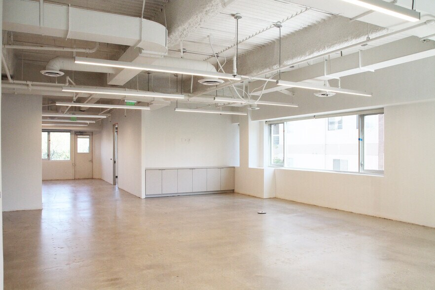 More Photos Of 9350 Wilshire Blvd, Beverly Hills Office For Lease