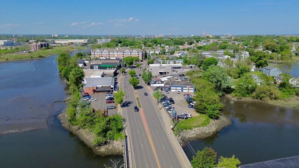 More Photos Of 3431 Fairfield Ave, Bridgeport Auto Repair For Sale