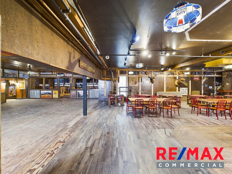 More Photos Of 214 Yellowstone Ave, Cody Bar For Sale