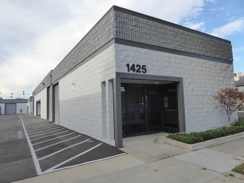 More Photos Of 1415-1441 Gardena Ave, Glendale Warehouse For Lease