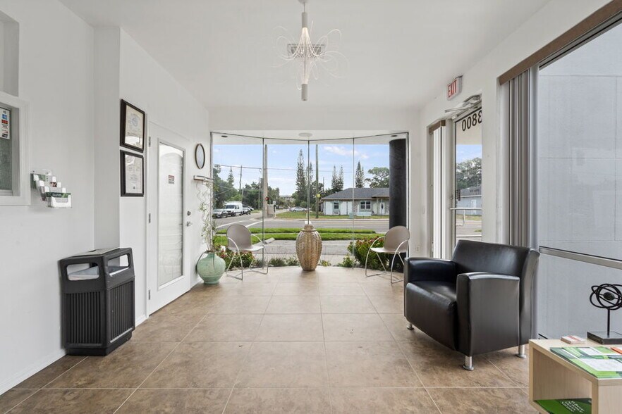 More Photos Of 3800 26th St W, Bradenton Medical For Sale