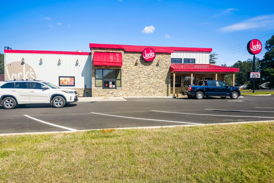 More Photos Of 313 2nd St, Belmont General Retail For Sale