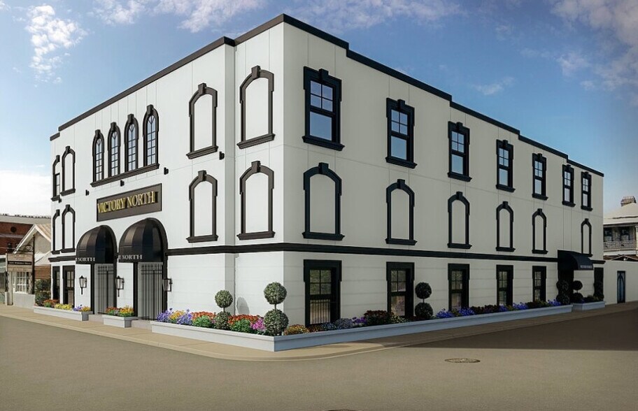 More Photos Of 112 W Victory Dr, Savannah Flex For Sale