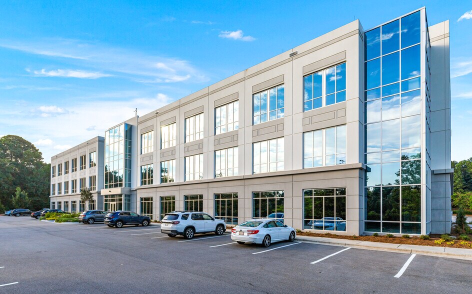 More Photos Of 4000 Paramount Pky, Morrisville Office For Lease