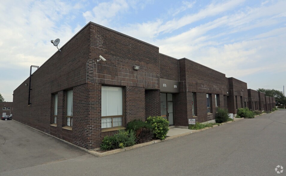 Primary Photo Of 850-878 Magnetic Dr, Toronto Warehouse For Lease
