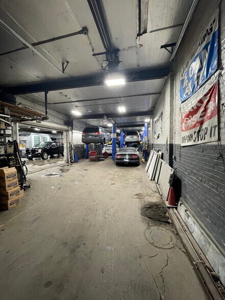 More Photos Of 3525 N Harlem Ave, Chicago General Retail For Sale