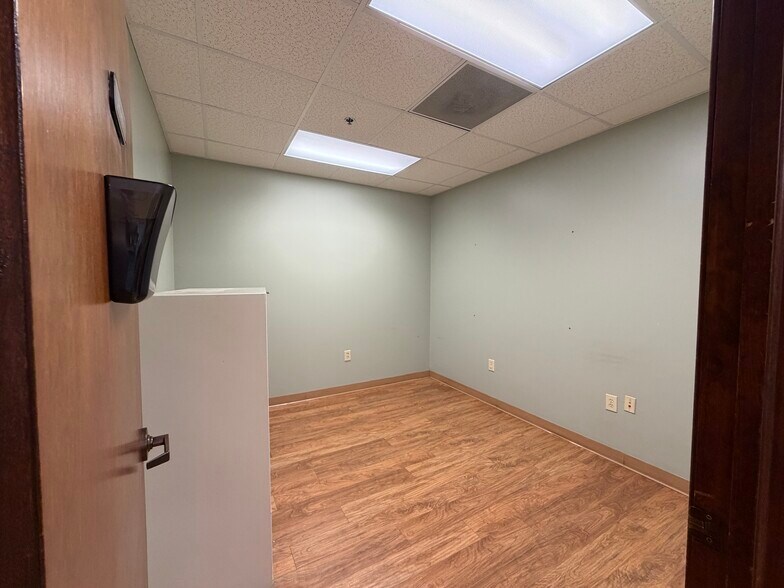 More Photos Of 6000 Joe Frank Harris Pky NW, Adairsville Healthcare For Lease