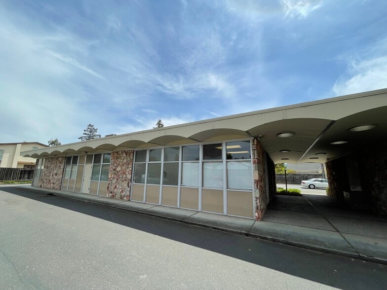 More Photos Of 1515 Montgomery Dr, Santa Rosa Medical For Sale