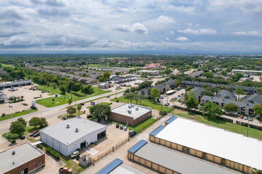 More Photos Of 9101 Jones Rd, Houston Freestanding For Lease