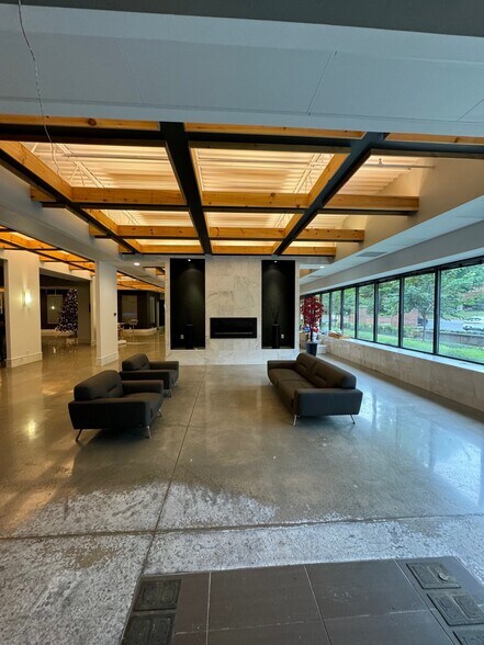 More Photos Of 4245 International Blvd, Norcross Industrial For Sale