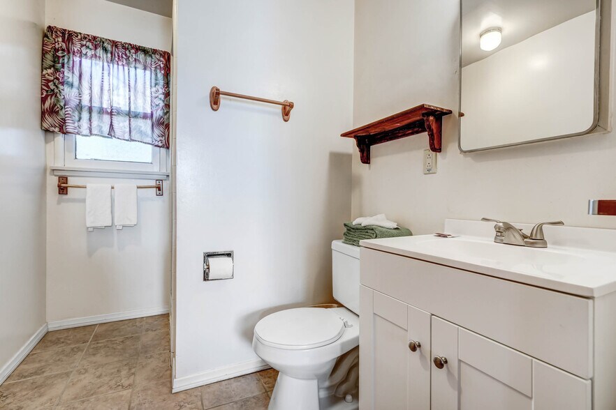 More Photos Of 1054-1098 State Highway 2, Wrightwood Hospitality For Sale