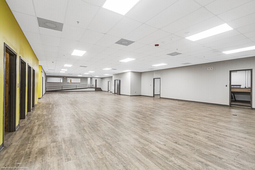 More Photos Of 2704 Highmarket St, Georgetown Freestanding For Sale