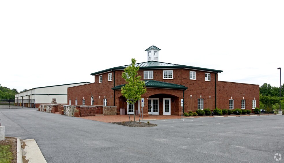 Primary Photo Of 1725 Endeavor Dr, Williamsburg Warehouse For Lease