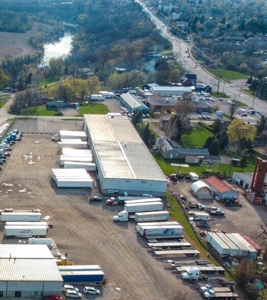 More Photos Of 24 Old Onondaga Rd W, Brantford Warehouse For Lease