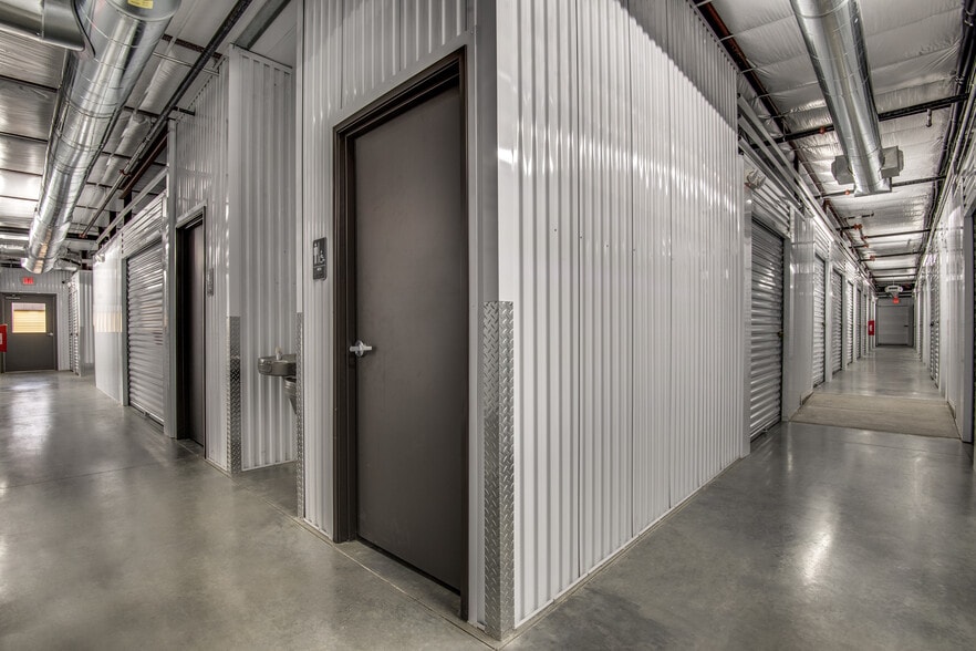 More Photos Of 3447 FM 720, Little Elm Self Storage For Lease