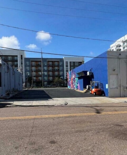 More Photos Of 1510 1st Ave N, Saint Petersburg Freestanding For Lease