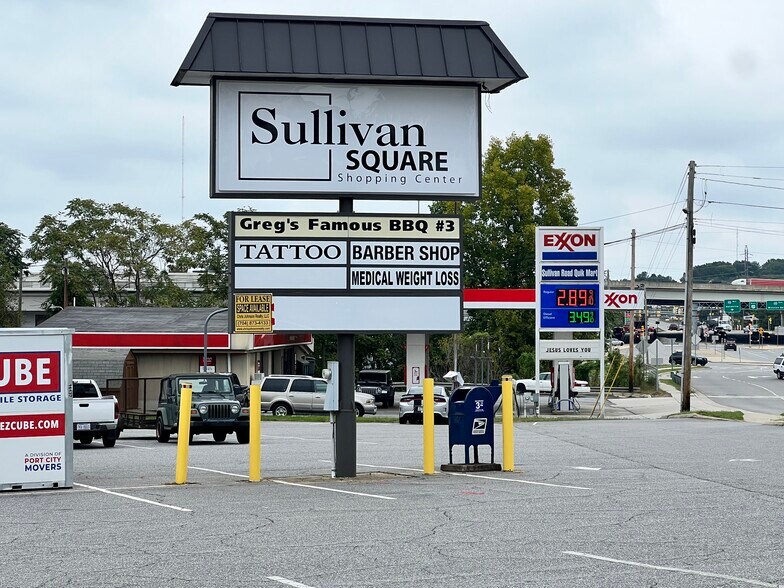 More Photos Of 701-709 Sullivan Rd, Statesville Unknown For Lease