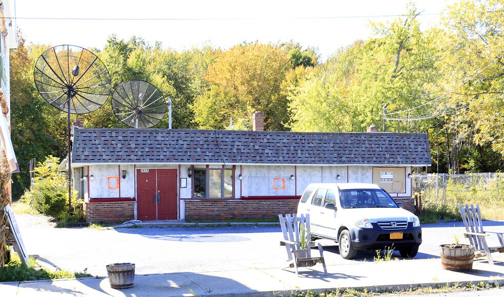 More Photos Of 2655 Rt-17m, Goshen Storefront For Lease