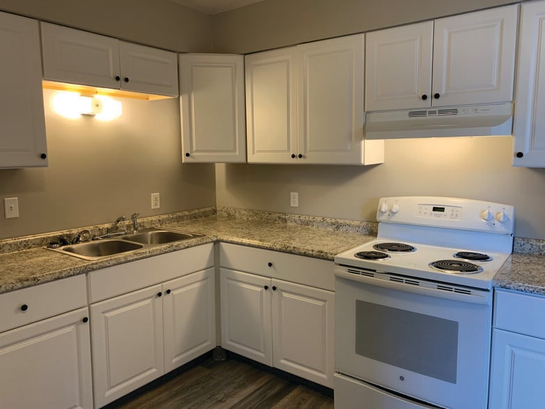 More Photos Of 4225 Middlebranch Ave NE, Canton Apartments For Sale