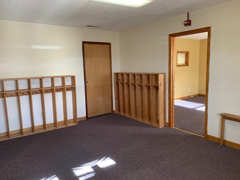 More Photos Of 6120 Augusta Rd, Greenville Office Residential For Sale