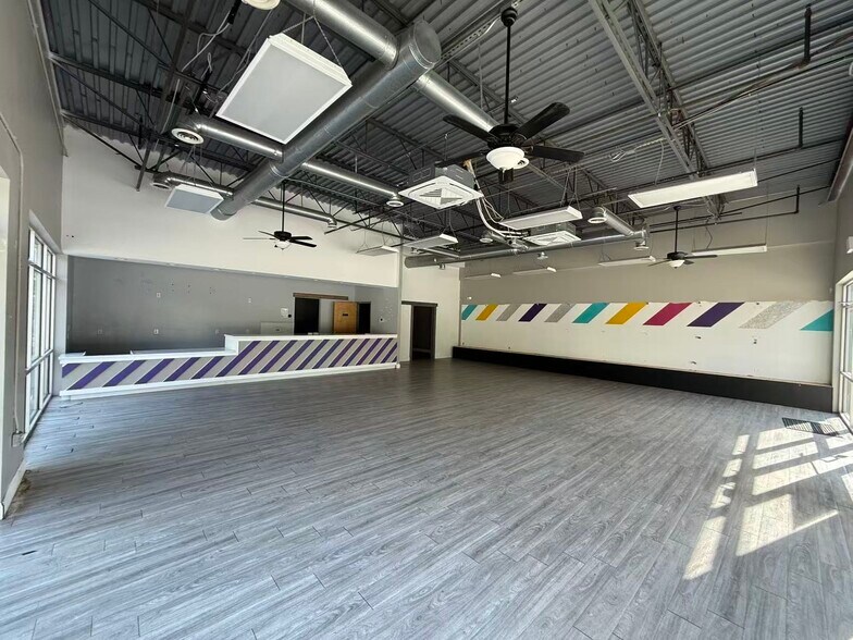 More Photos Of 1878 Mt Zion Rd, Morrow Unknown For Lease