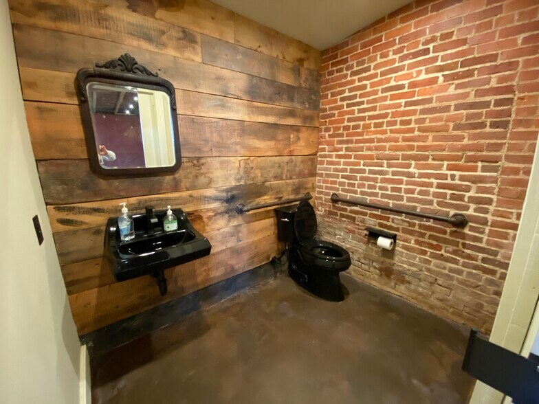 More Photos Of 3 Crosswicks Chesterfield Rd, Chesterfield Township Office Residential For Sale