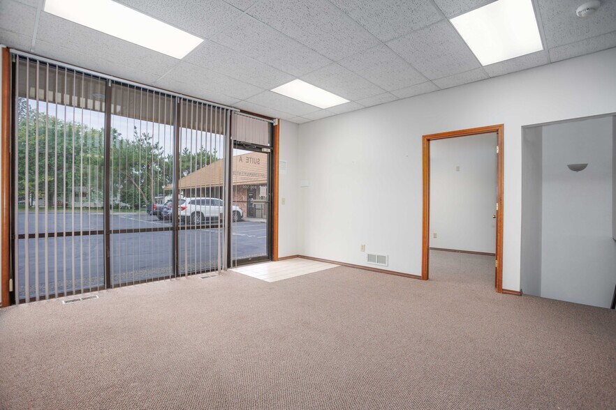 More Photos Of 100 N Fruitland St, Kennewick Office For Lease