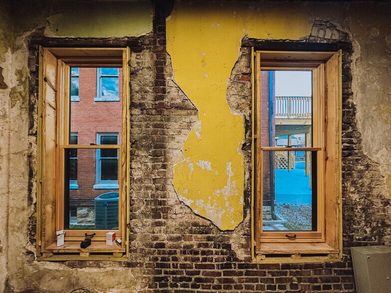 More Photos Of 802 18th Ave S, Nashville Office For Sale