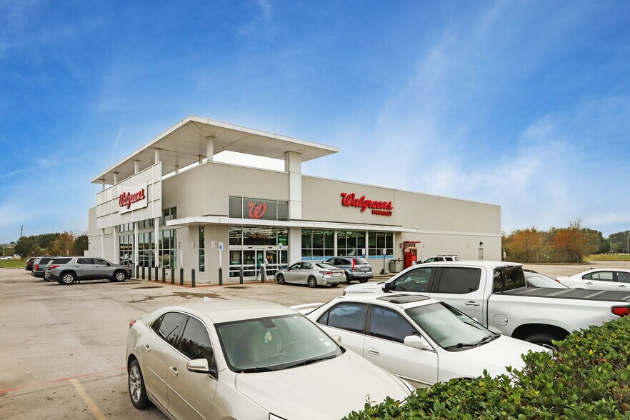 More Photos Of 107 W Rankin Rd, Houston Drugstore For Sale