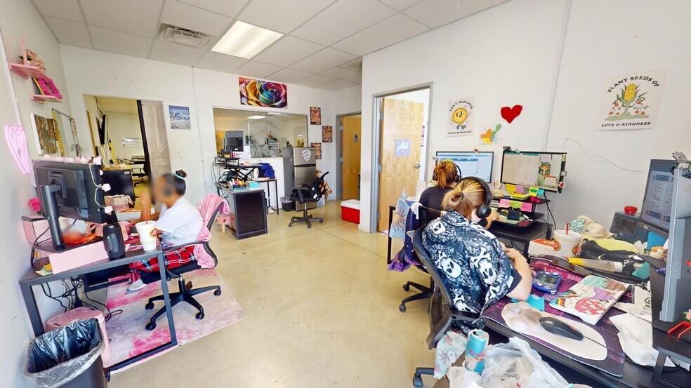 More Photos Of 12112 Anderson Mill Rd, Cedar Park Warehouse For Sale