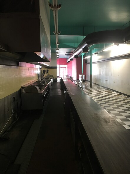 More Photos Of 500 Central Ave, Great Falls Restaurant For Lease