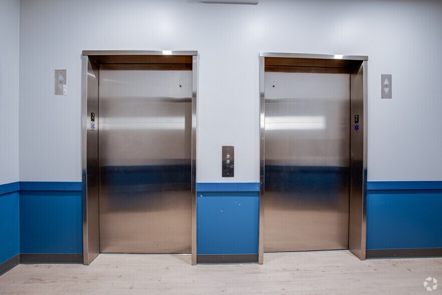 More Photos Of 310-330 15th Ave SE, Minneapolis Apartments For Lease