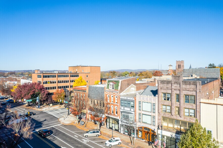 More Photos Of 207 E High St, Pottstown Storefront Retail Residential For Lease