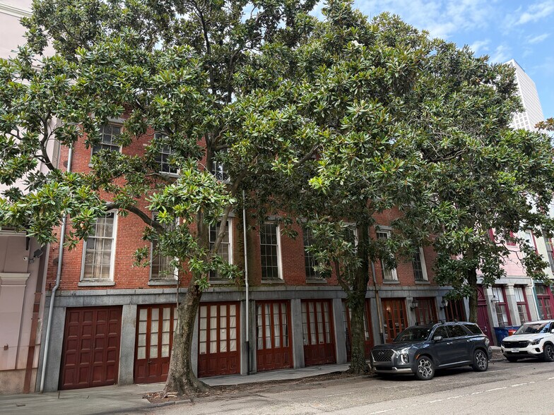 More Photos Of 416 Gravier St, New Orleans Office Residential For Sale