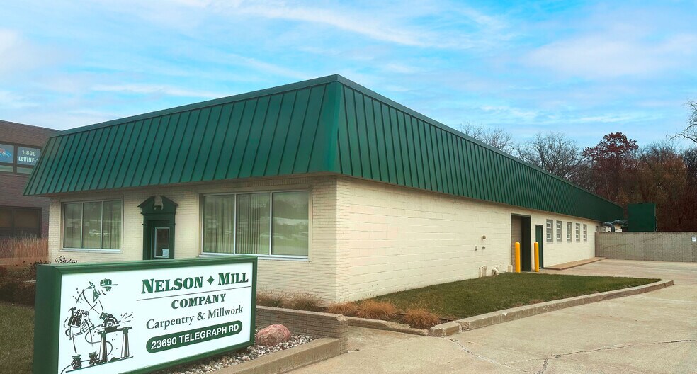 More Photos Of 23690 Telegraph Rd, Southfield Unknown For Lease
