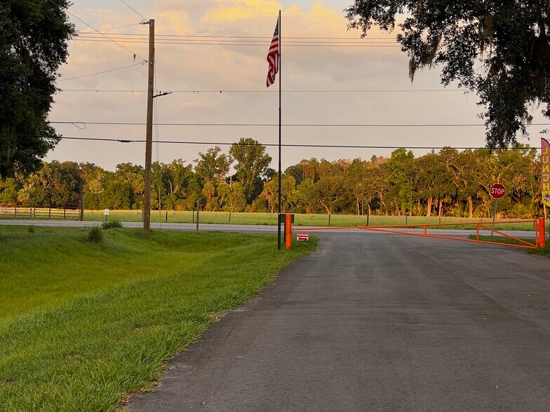 More Photos Of 5701 S 39 County Rd, Plant City Land For Lease