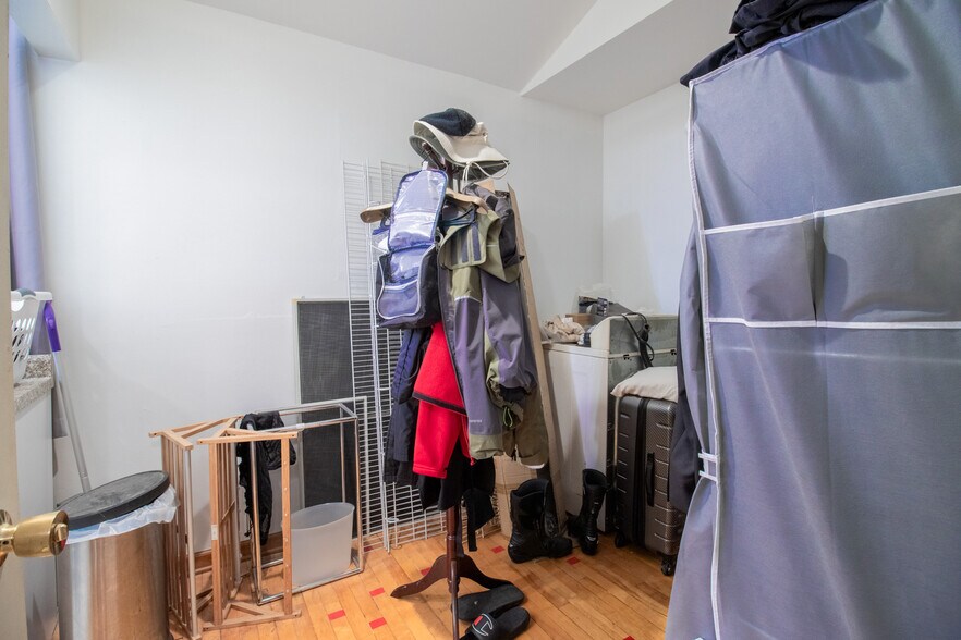 More Photos Of 40523 N Il Route 83, Antioch Apartments For Sale