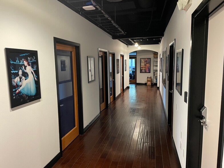 More Photos Of 115 N Hollywood Way, Burbank Loft Creative Space For Lease