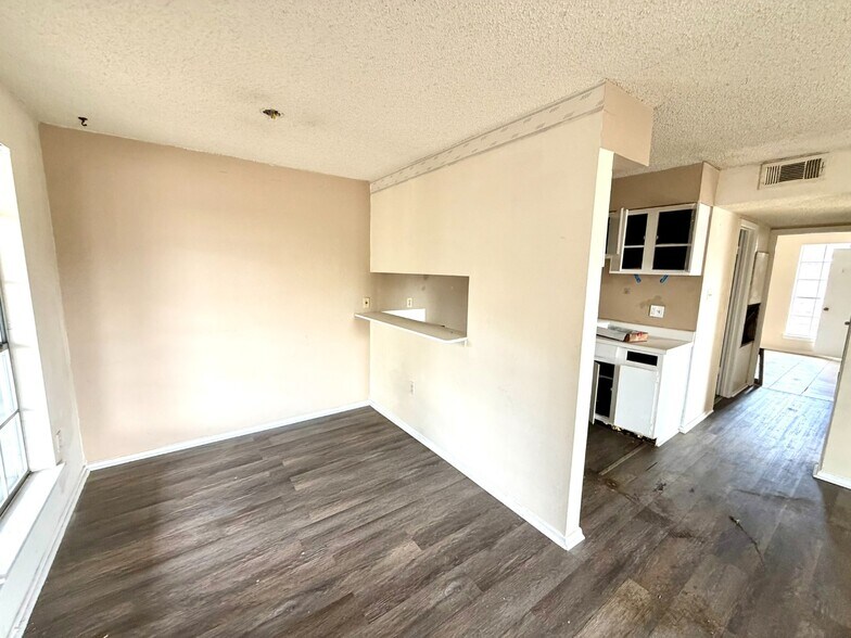 More Photos Of 4728 Ya Tittle Ave, Baton Rouge Apartments For Sale