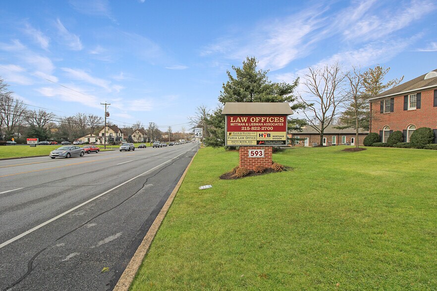 More Photos Of 593 Bethlehem Pike, Montgomeryville Medical For Lease