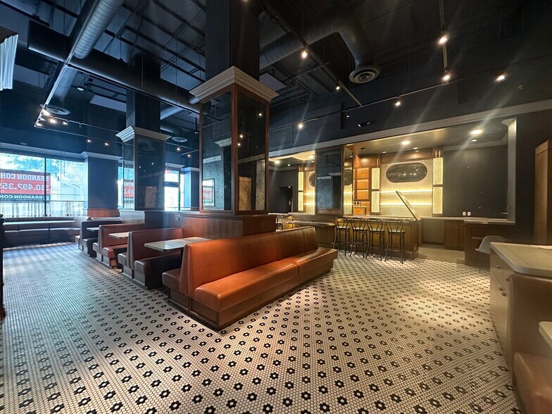 More Photos Of 1680 N Vine St, Hollywood Loft Creative Space For Lease