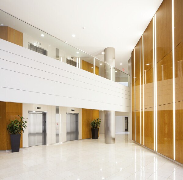 More Photos Of 12001 Sunrise Valley Dr, Reston Unknown For Lease