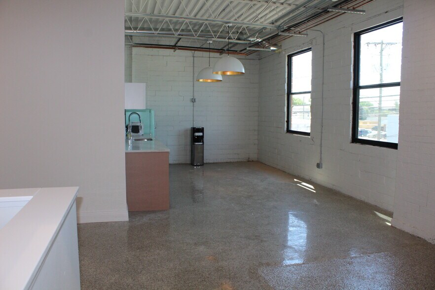 More Photos Of 117 W Main St, Coldwater Office For Lease