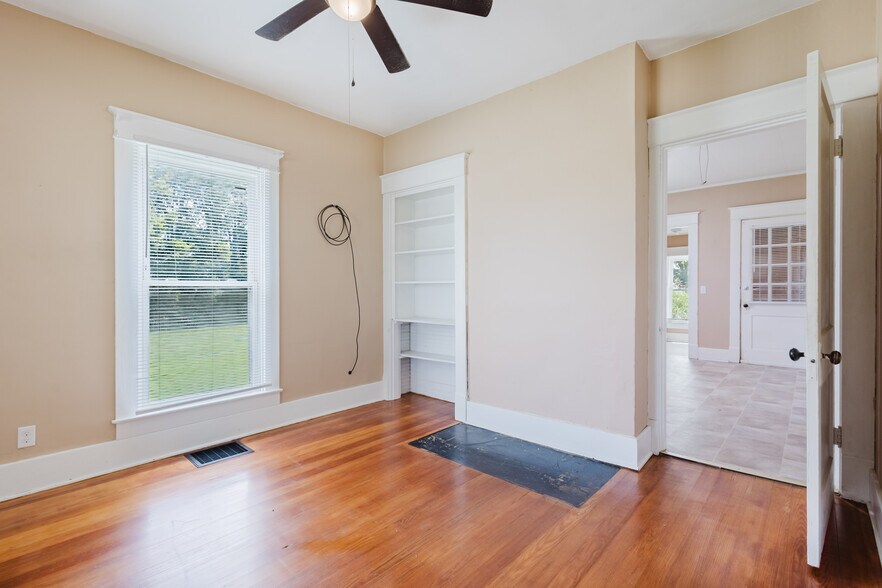 More Photos Of 7438 Bagdad Rd, Bagdad Land For Sale