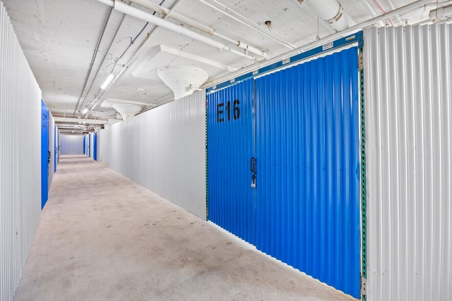 More Photos Of 184-10-184-60 Jamaica Ave, Jamaica Manufacturing For Lease